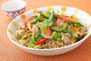 夏野菜の塩焼きそば