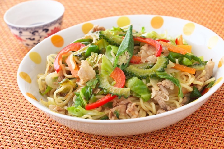 夏野菜の塩焼きそば