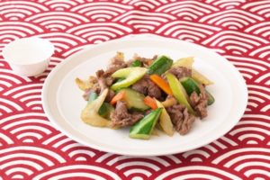 牛肉とセロリのしょうが炒め