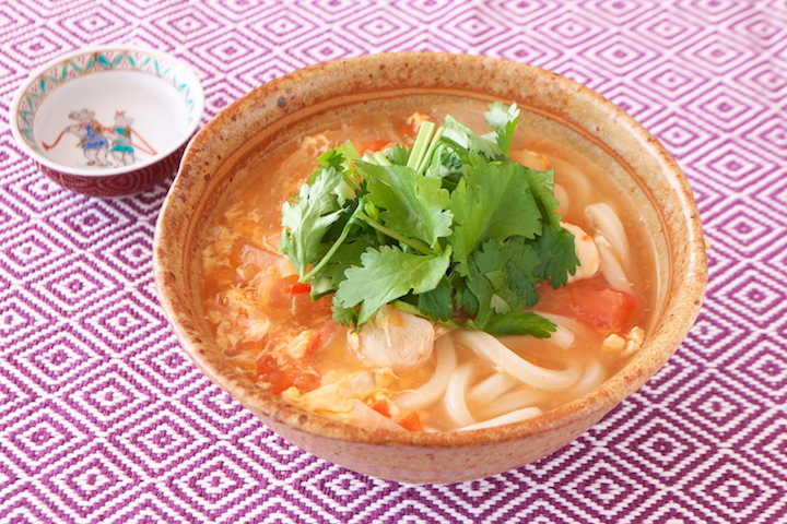 ピリ辛トマトうどん